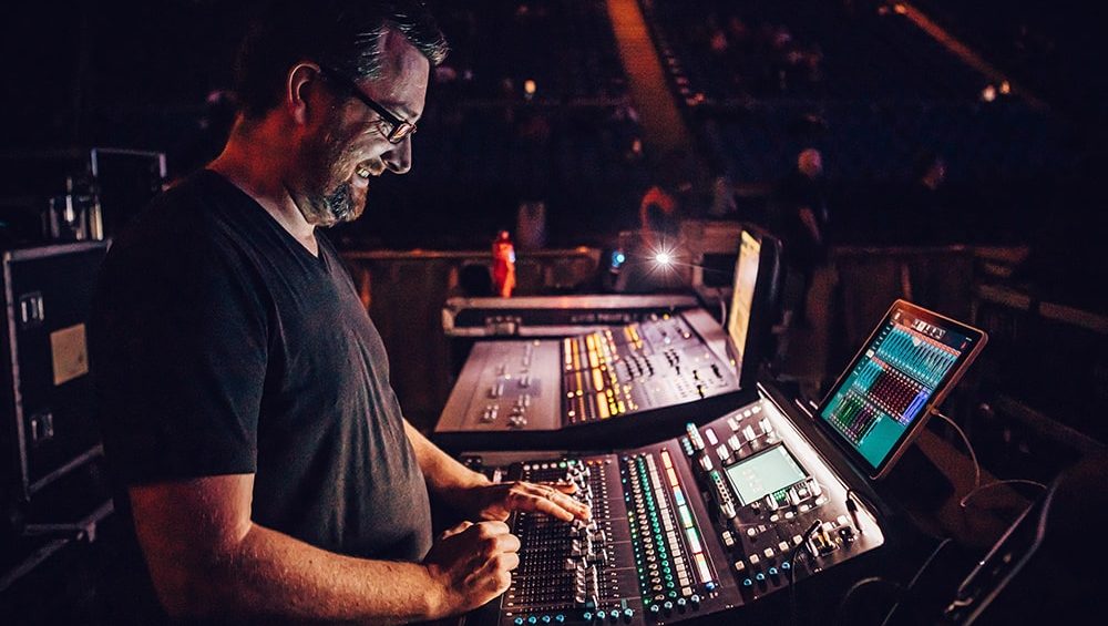 La consola SQ de Allen & Heath, en el O2 Arena con Brass Against