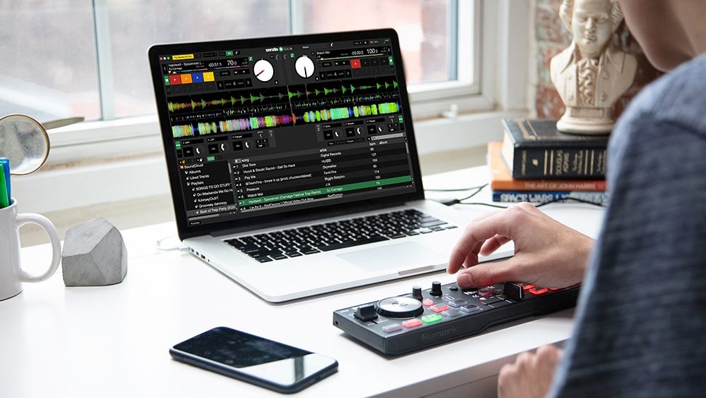 Numark presenta su nuevo mini controlador con controles táctiles DJ2GO2 Touch