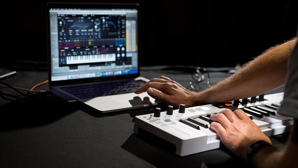 Arturia KeyStep 37, el controlador diseñado para inspirar