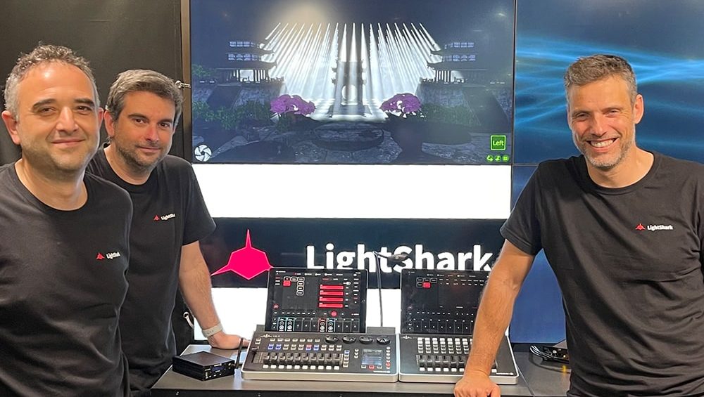 Equipson agita el mercado de la iluminación dando a los productos LightShark su propia identidad de marca