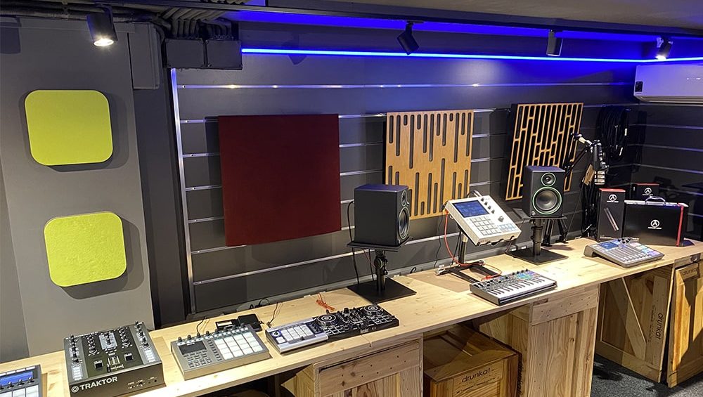 Drunkat incorpora un sistema inalámbrico de sonorización Audio Pro Business en su tienda de Donostia