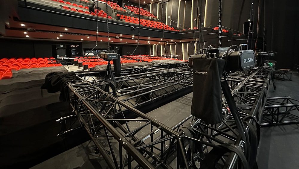 Stonex, con ETC Rigging y Movecat, en la remodelación del Teatro del Soho en Málaga