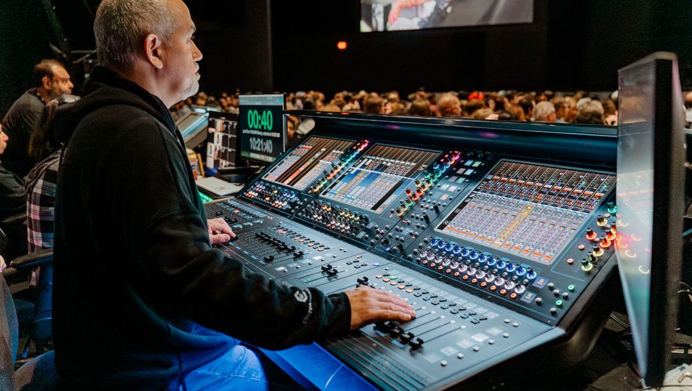 Mejora del Sistema de Monitoreo en Church Unlimited con DiGiCo y KLANG